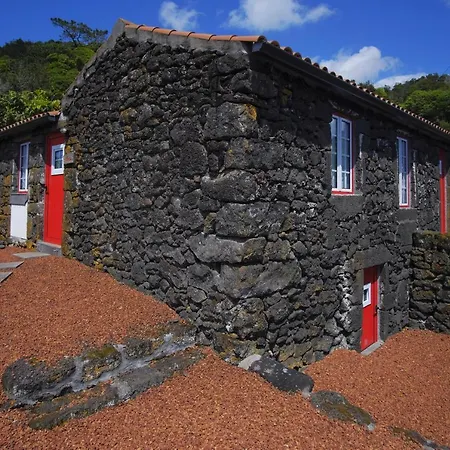 Вилла Aldeia Dos Caldeiroes Sao Mateus (Pico island)