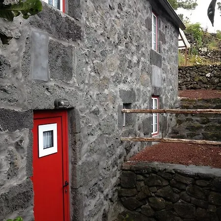 Aldeia Dos Caldeiroes Sao Mateus (Pico island)