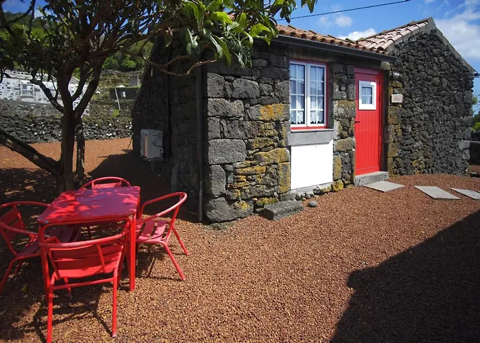 Aldeia Dos Caldeiroes Sao Mateus (Pico island)