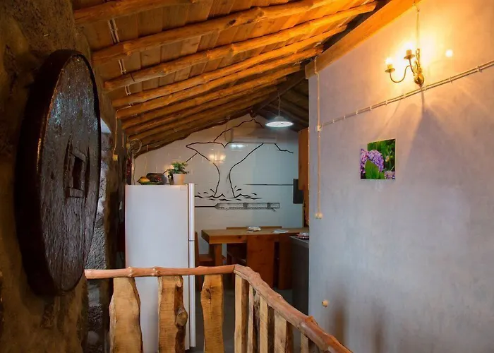 Aldeia Dos Caldeiroes *