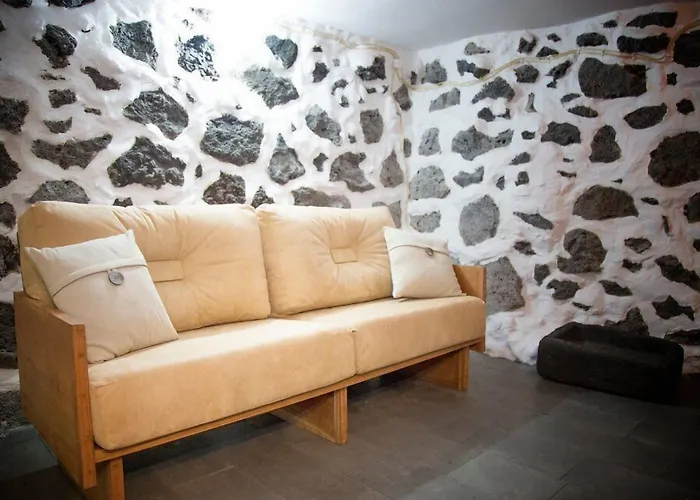Aldeia Dos Caldeiroes Villa Sao Mateus (Pico island)