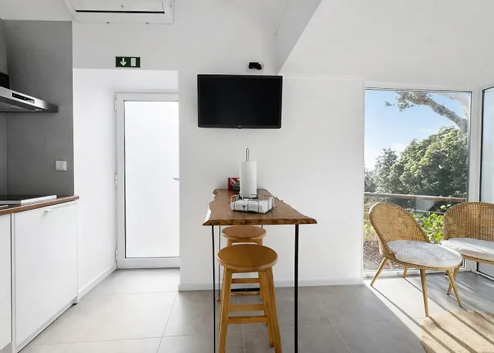 Aldeia Dos Caldeiroes