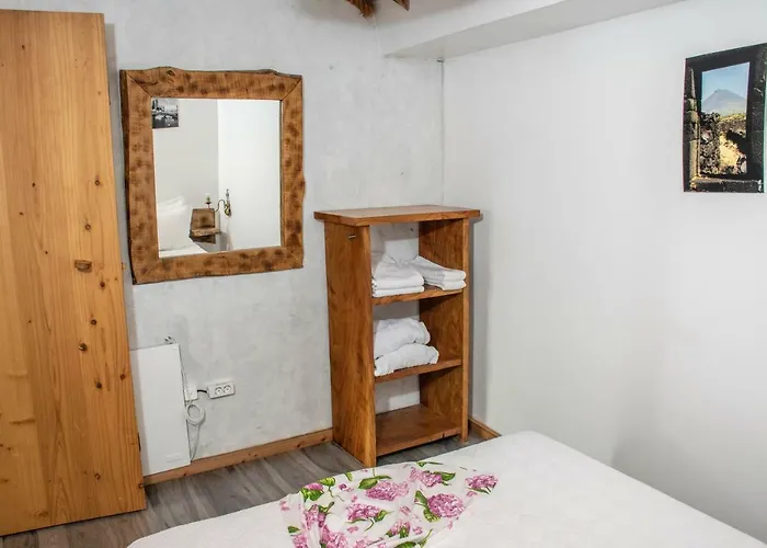 Aldeia Dos Caldeiroes Sao Mateus (Pico island)