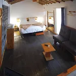 Aldeia Dos Caldeiroes فيلة *