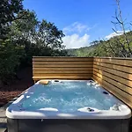 فيلة Aldeia Dos Caldeiroes