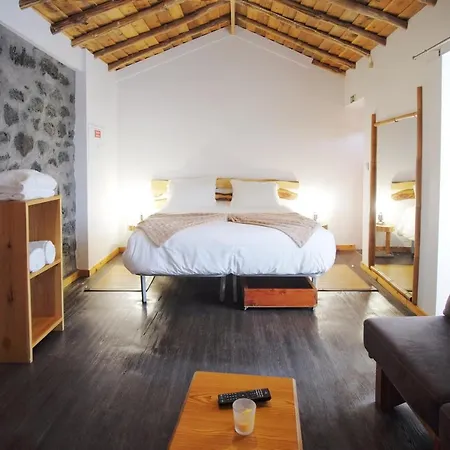 Aldeia Dos Caldeiroes