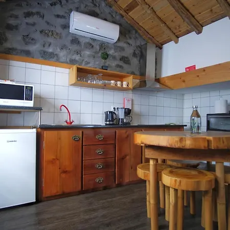Aldeia Dos Caldeiroes Villa Sao Mateus (Pico island)
