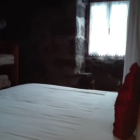 Aldeia Dos Caldeiroes * Sao Mateus (Pico island)