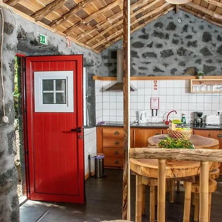 Aldeia Dos Caldeiroes Villa Sao Mateus (Pico island)