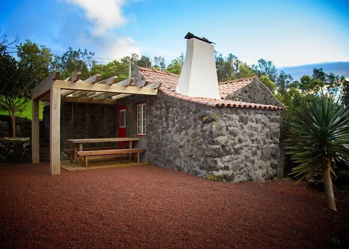 Aldeia Dos Caldeiroes *