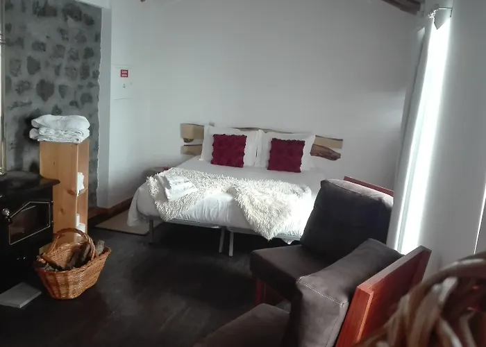 Aldeia Dos Caldeiroes Villa *